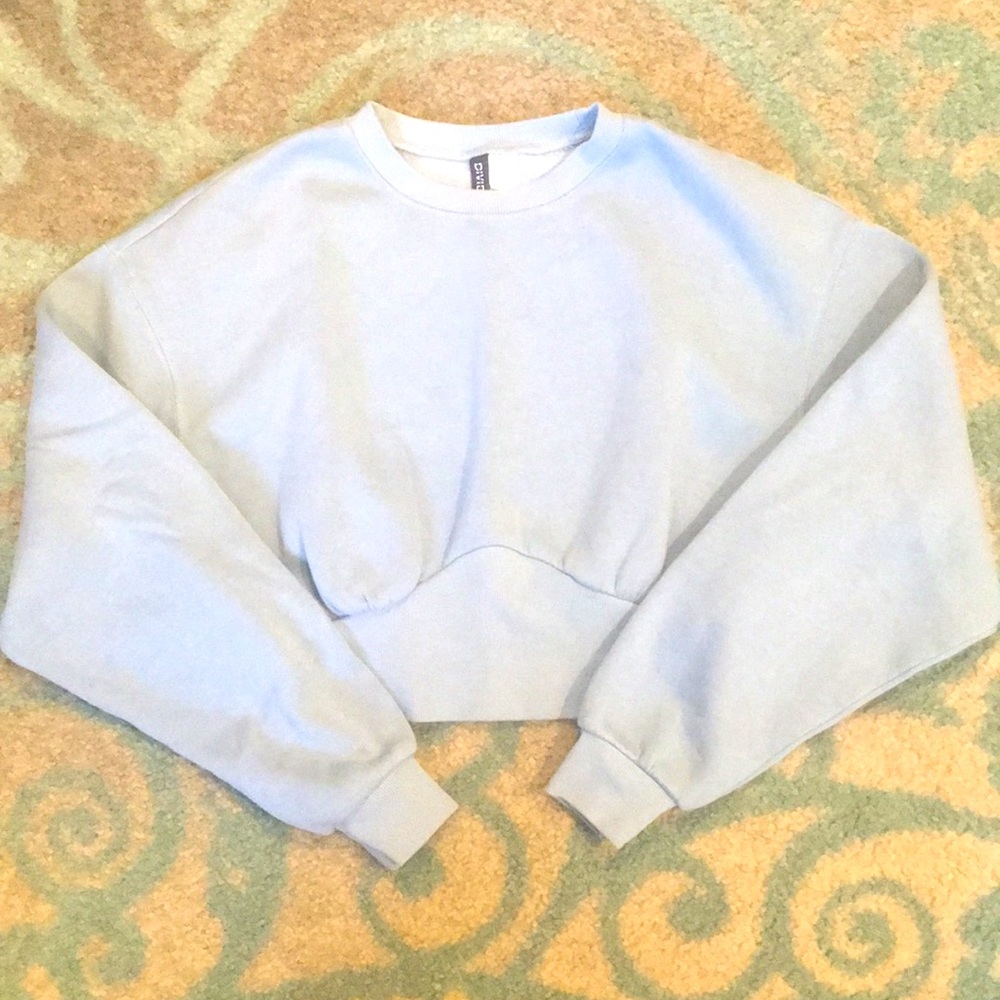 H&M Baby/Dusty Blue Crop Sweater 🐩 Size Large